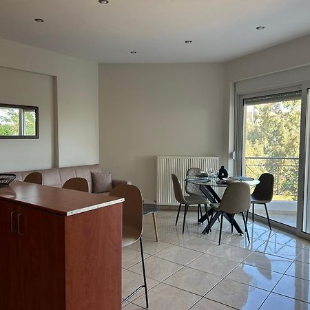 Chios Town Apartment - Heart Of Chios Town With 2 Minute Walk To The Beach Экстерьер фото