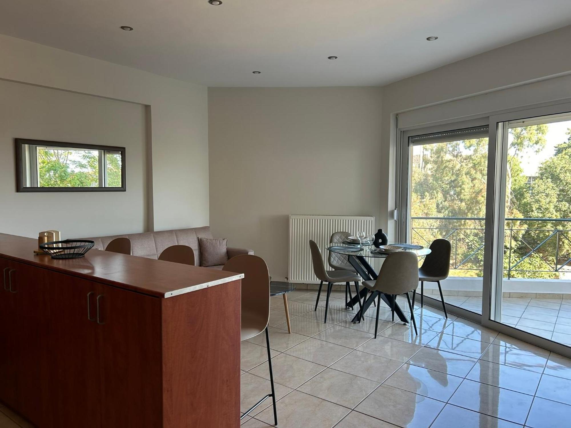 Chios Town Apartment - Heart Of Chios Town With 2 Minute Walk To The Beach Экстерьер фото
